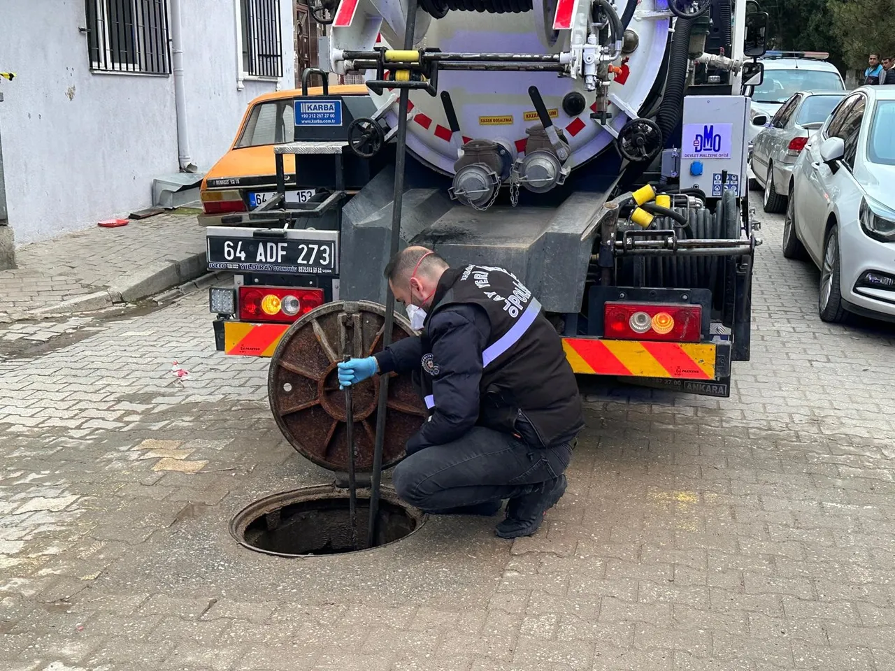 Uşakta korkunç olay! Kanalizasyonda cenin bulundu