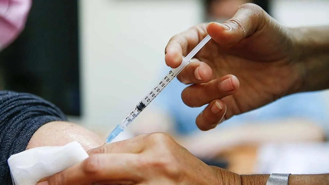 ABD araştırıyor: Covid-19 aşısı öldürüyor mu?