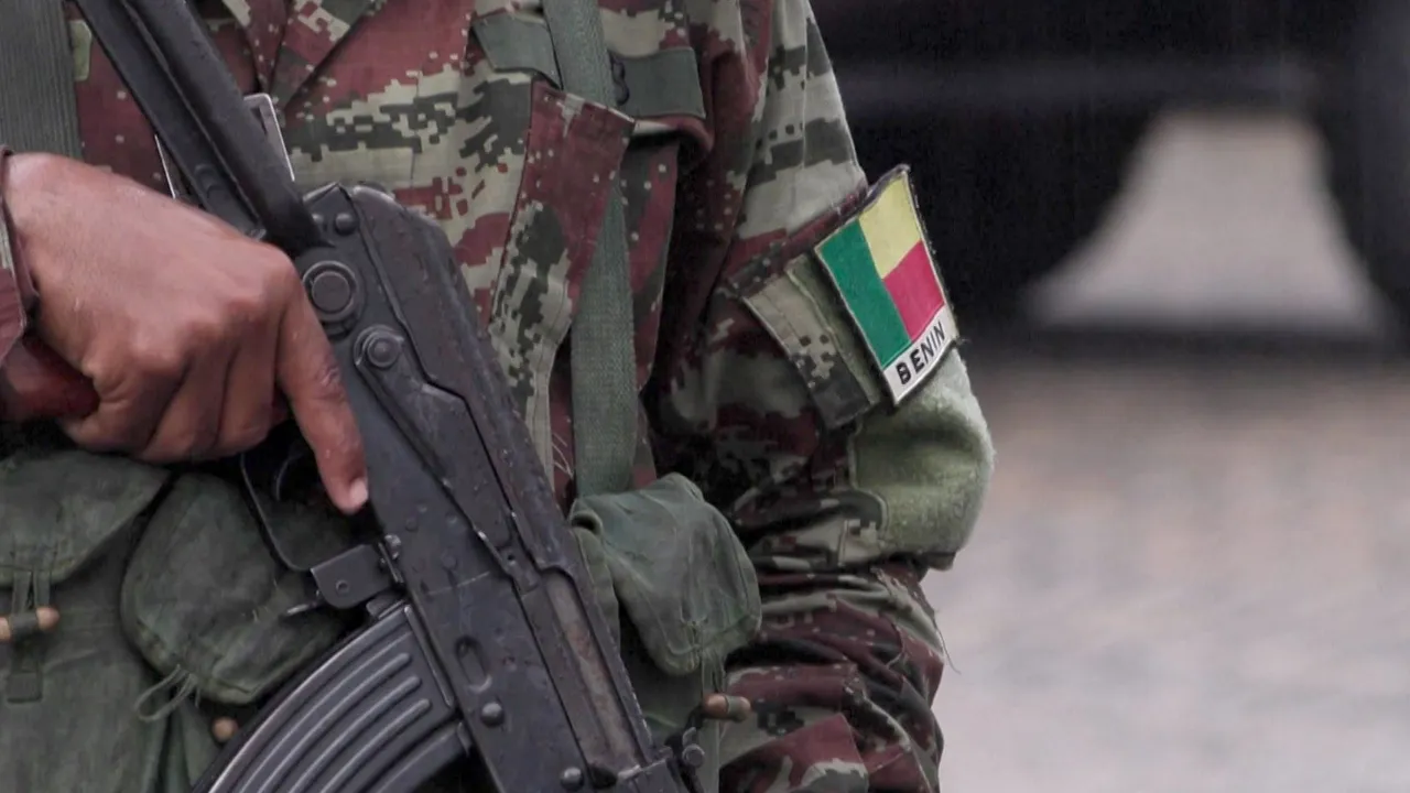 Benin’de darbe girişimi: Fransız özel kuvvetleri müdahale etti