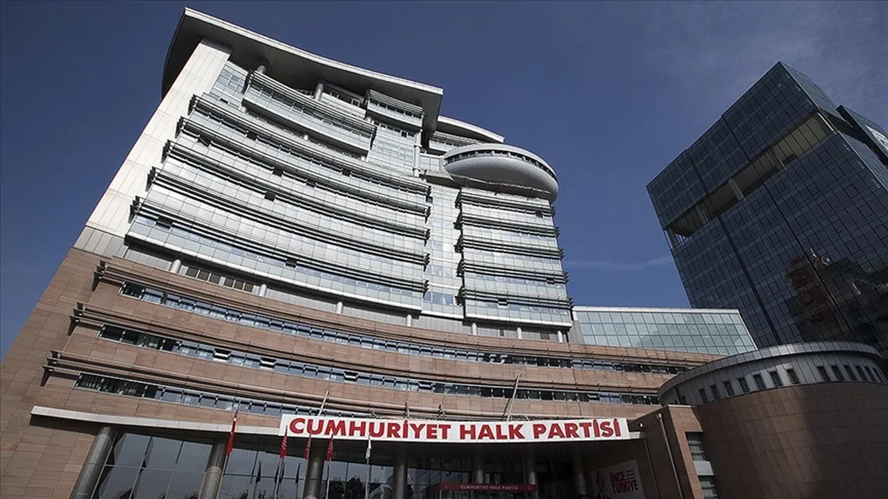 CHP yönetimine sert eleştirilerde bulundu