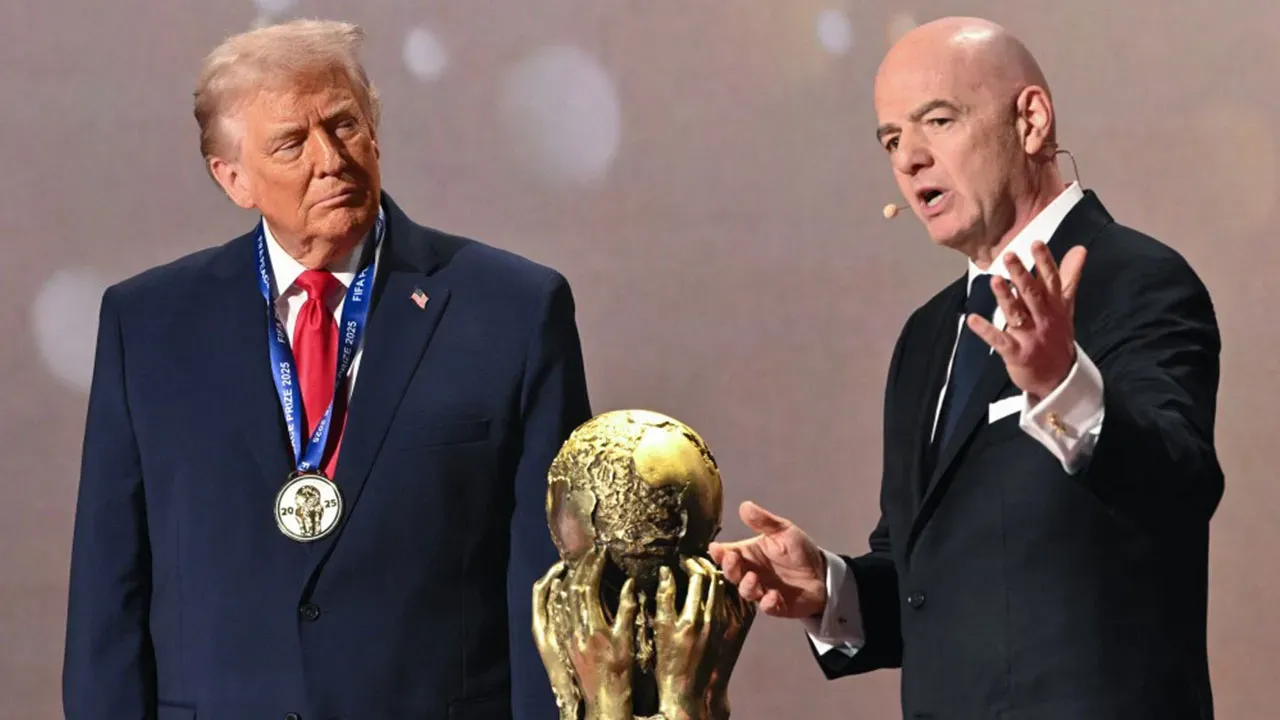 FIFA Başkanı Gianni Infantino, ABD Başkanı Donald Trump’a "FIFA Barış Ödülü"  vermişti