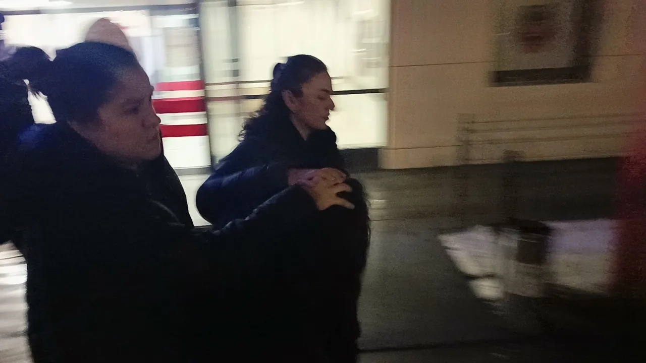 Firar planı bozuldu! Güllü’nün kızı Tuğyan ile Sultan’ın valizle kaçış anları kamerada