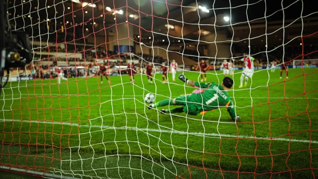 Fransız basınından Galatasaraylı oyuncu için küstah haber: Alay konusu oldu!