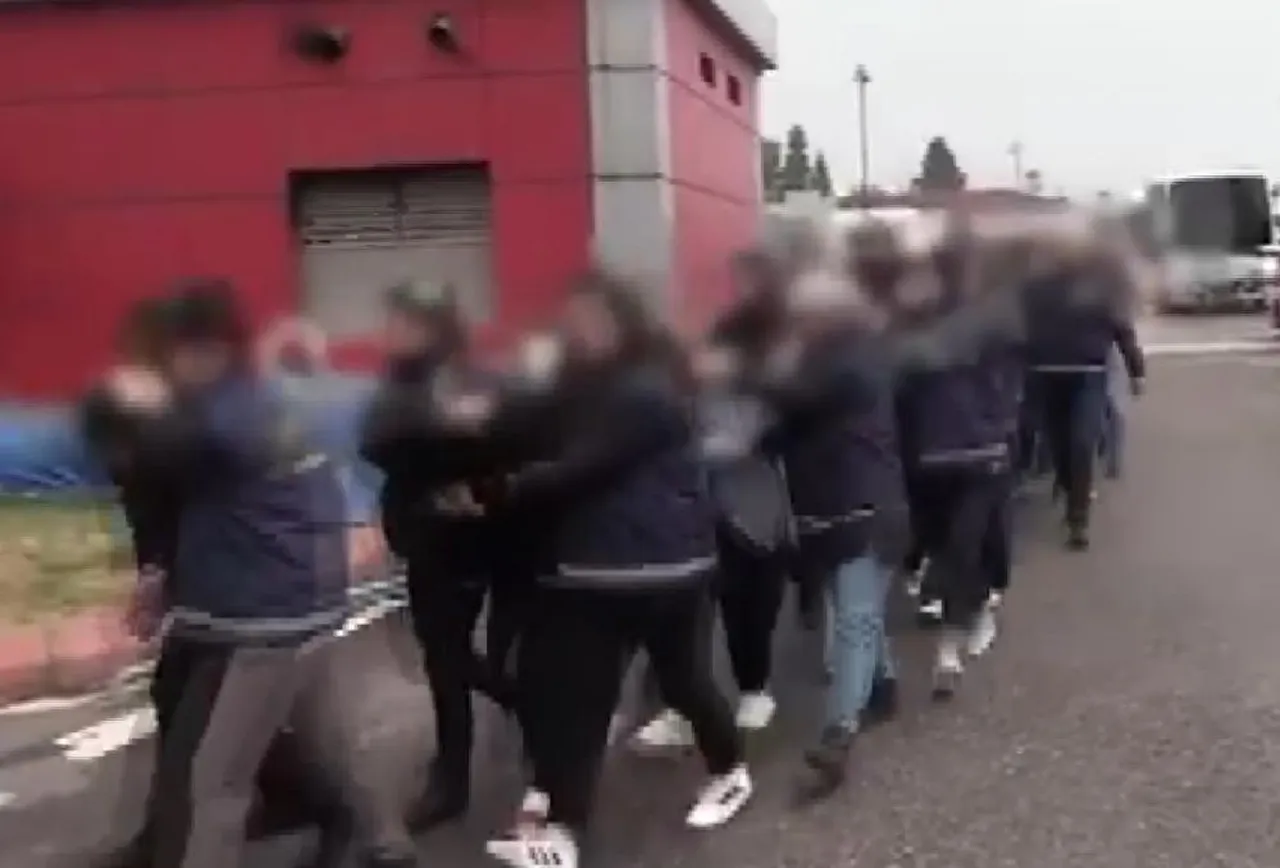 Gaziantep'te fuhuş operasyonu! 14 kişi tutuklandı, duvardaki yazılar şoke etti