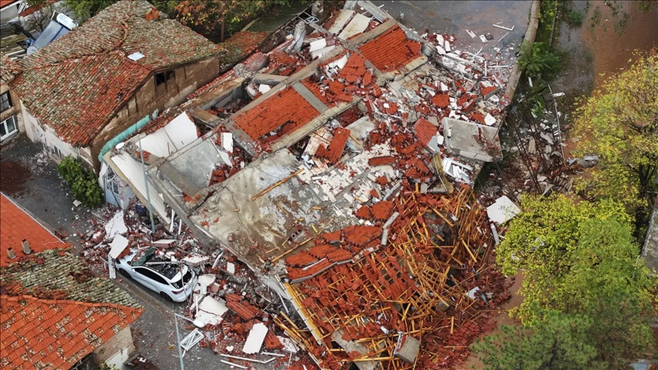 Sındırgı'da deprem büyüklüğü azaldı