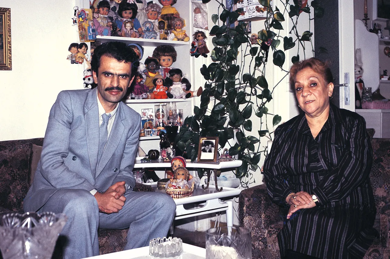 Sadık Söztutan - Adile Naşit