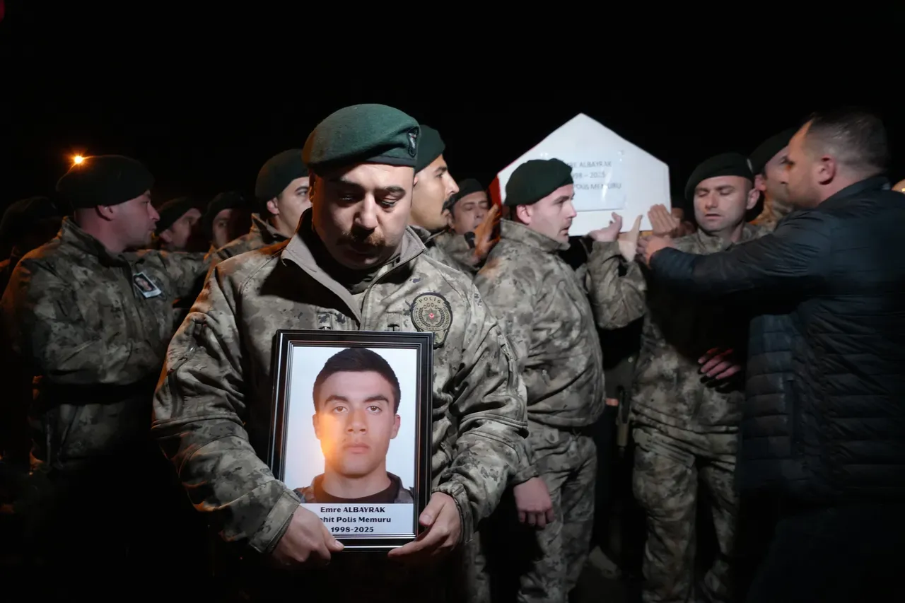 Polis Memuru Emre Albayrak'ın cenaze töreni