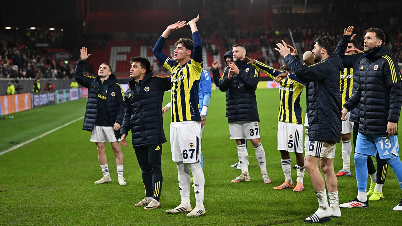 17'lik oyuncu, Fenerbahçe'de bir ilki yaşadı