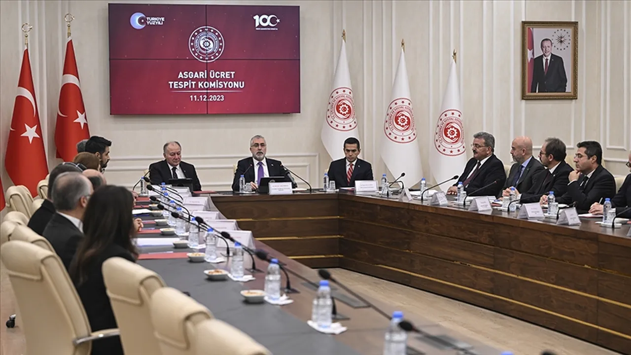 2026 asgari ücret zam oranını belirleyecek komisyon toplantısı saat kaçta?