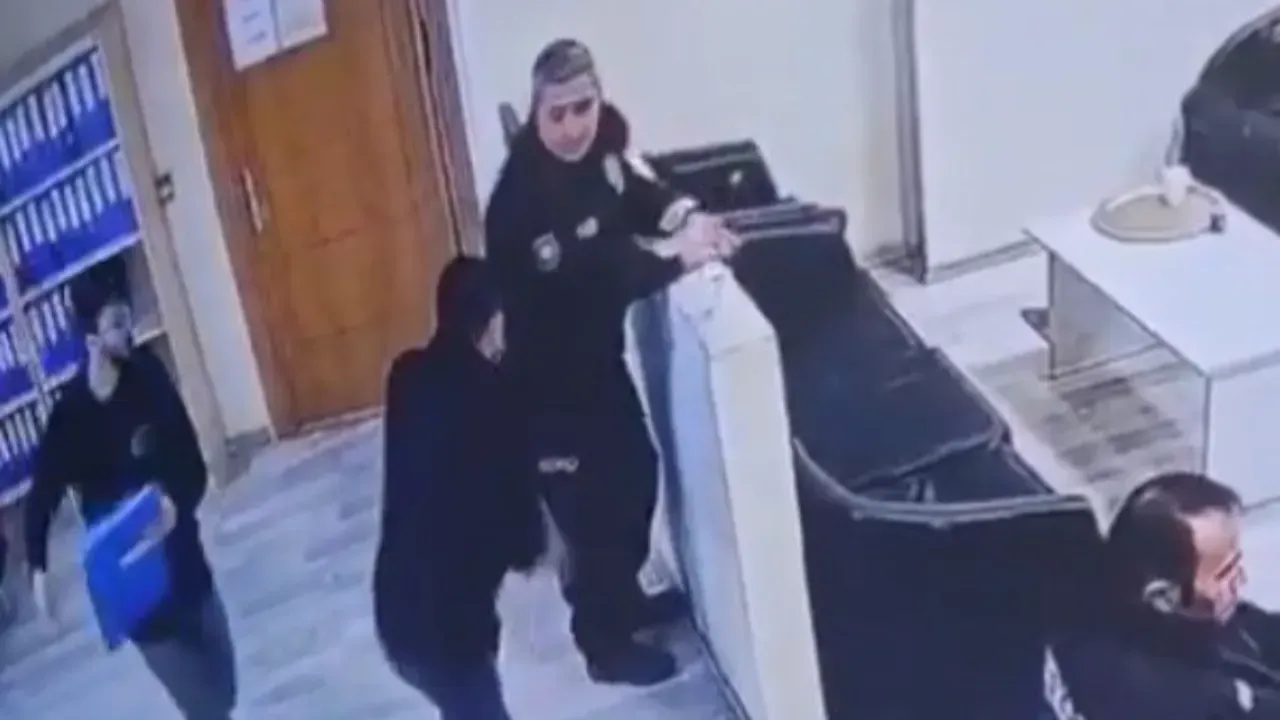 SİLAHI ALMAYA ÇALIŞTI