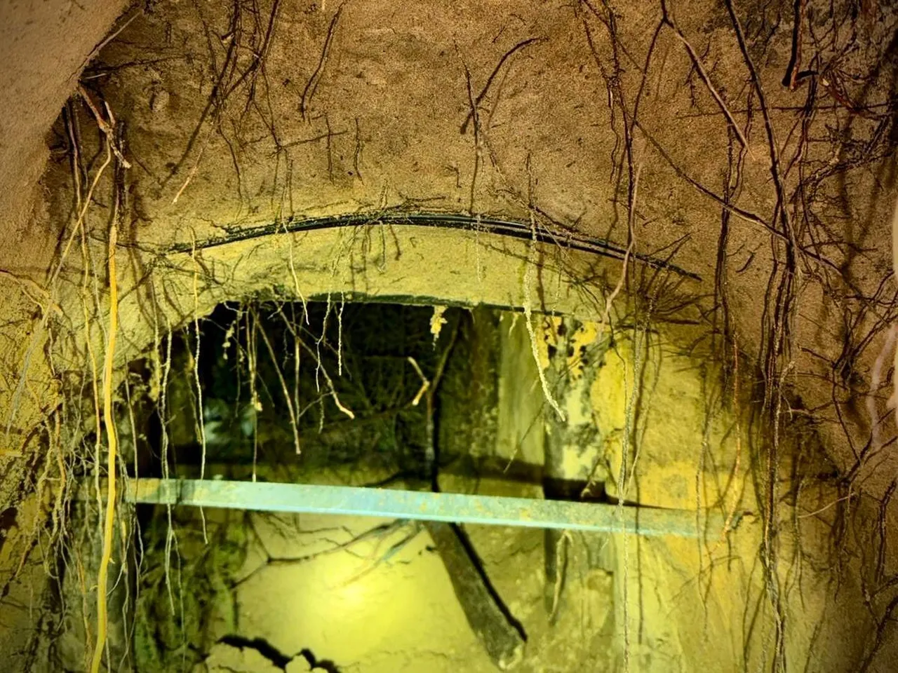 Belarusta kaçak göçmenler tünel kazarak Polonyaya geçti