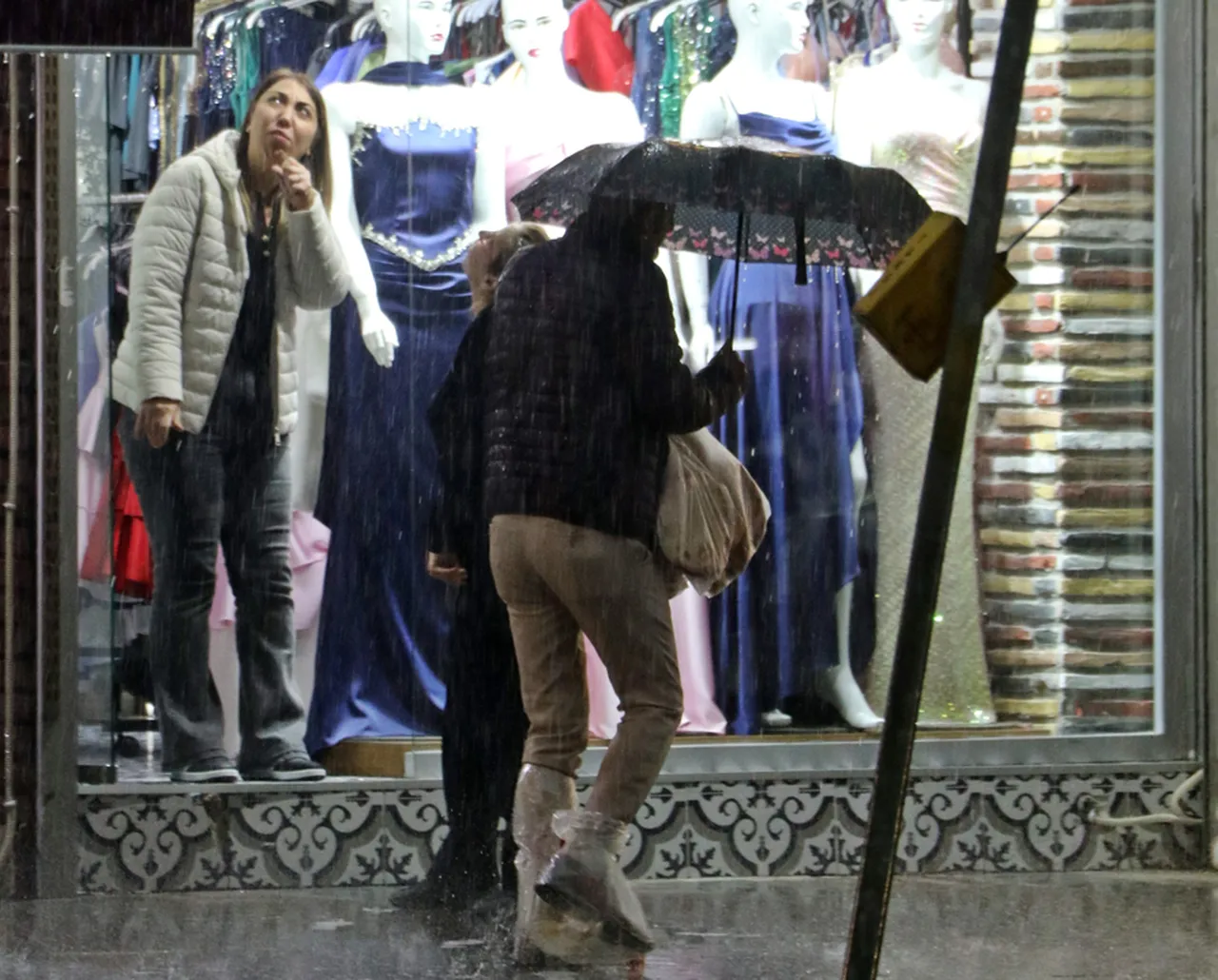 Cumartesi-pazar uyarısı geldi! Meteoroloji'den İstanbul dahil çok sayıda il için kritik rapor