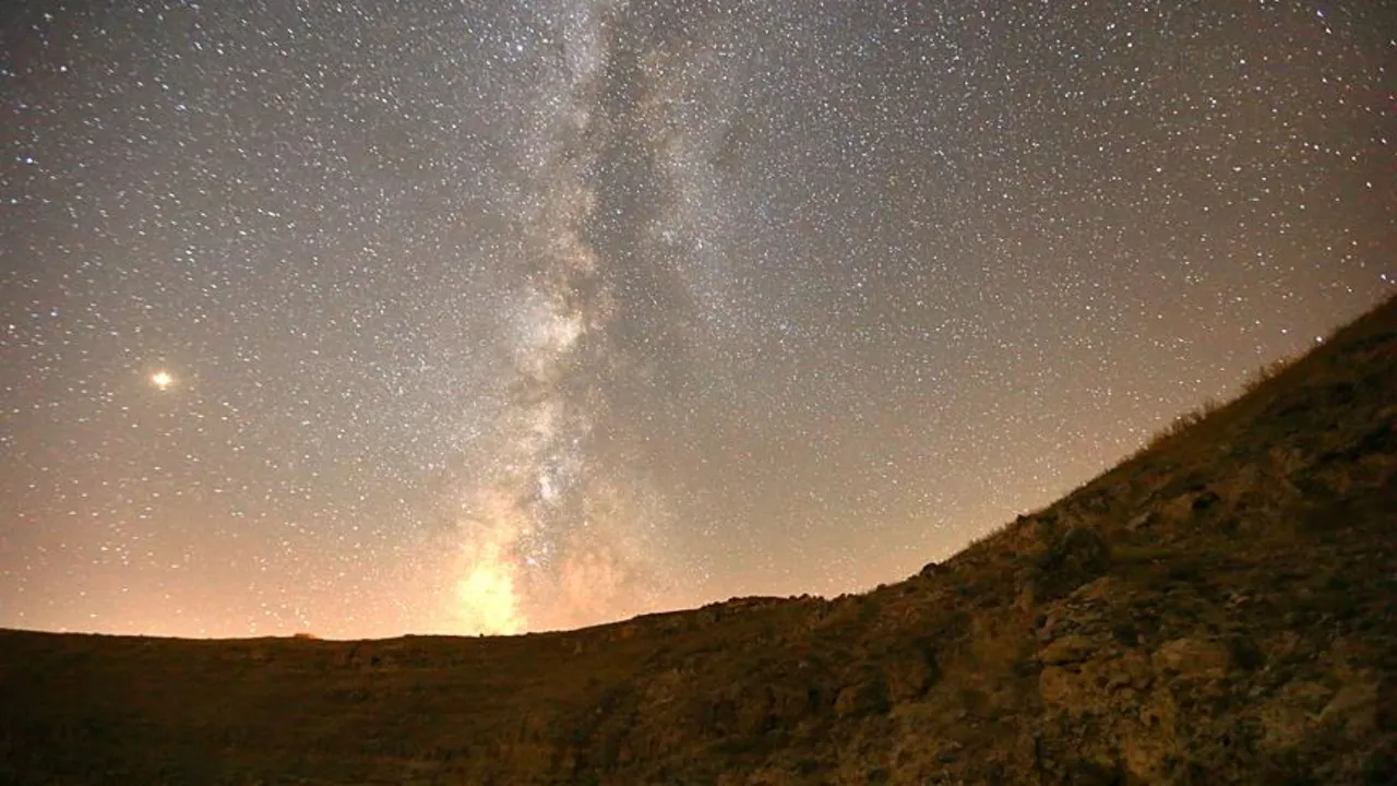 Dakikada onlarca ışık: Geminid meteor yağmuru Türkiye'de saat kaçta izlenebilecek?