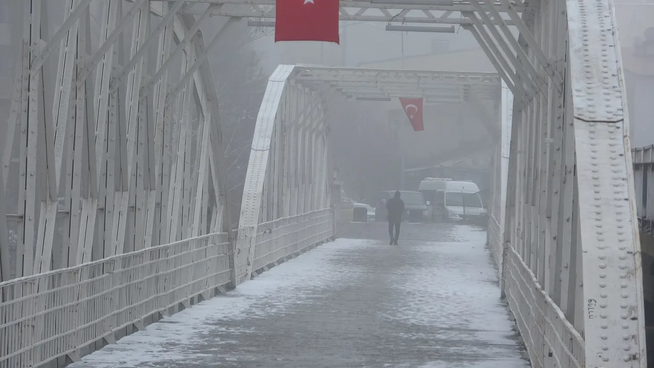 Kayıp kent! Sisin etkili olduğu Adıyaman, saatler içinde görünmez hale geldi