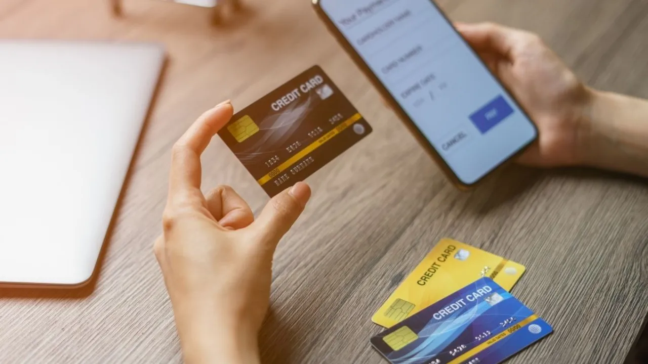 Kredi kartıyla turizm harcamaları 2025 yılında rekor kırdı!