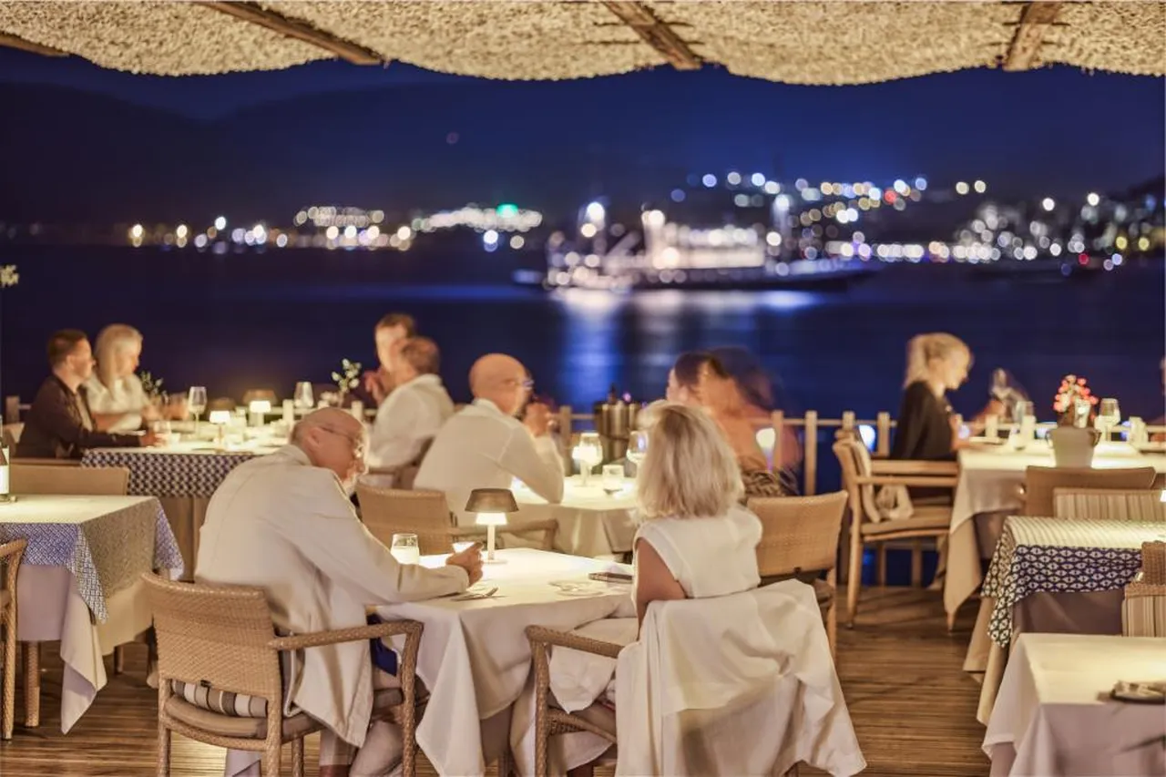 Kredi kartıyla turizm harcamaları 2025 yılında rekor kırdı!