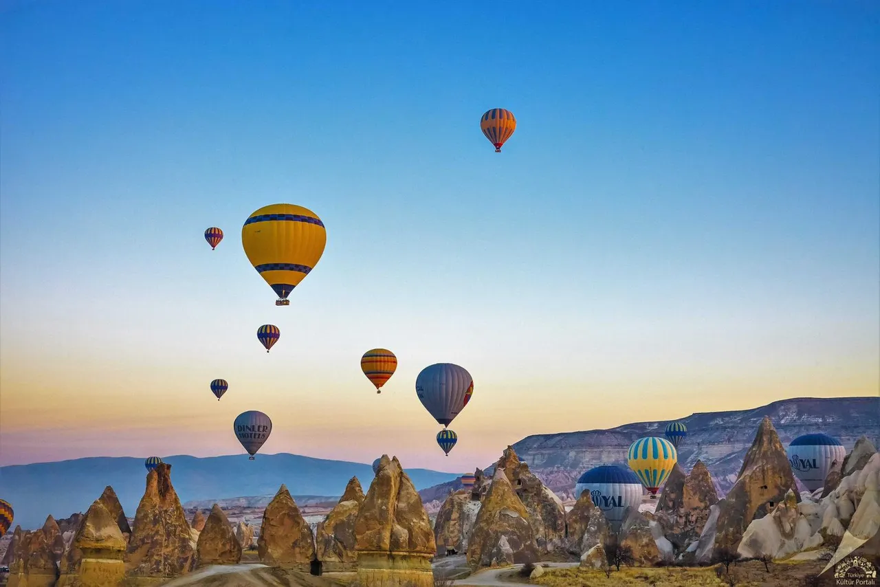 Kredi kartıyla turizm harcamaları 2025 yılında rekor kırdı!