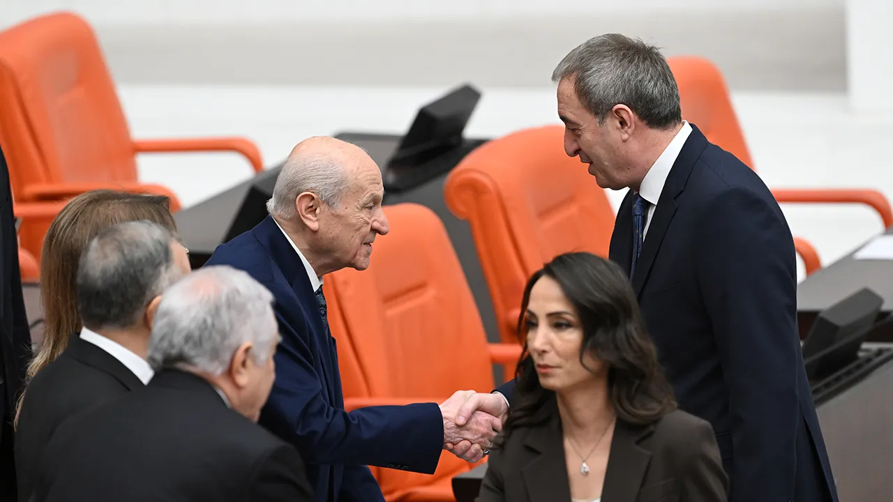 Terörsüz Türkiye sürecinde kritik görüşme! DEM Parti, Bahçeli'yi ziyaret edecek