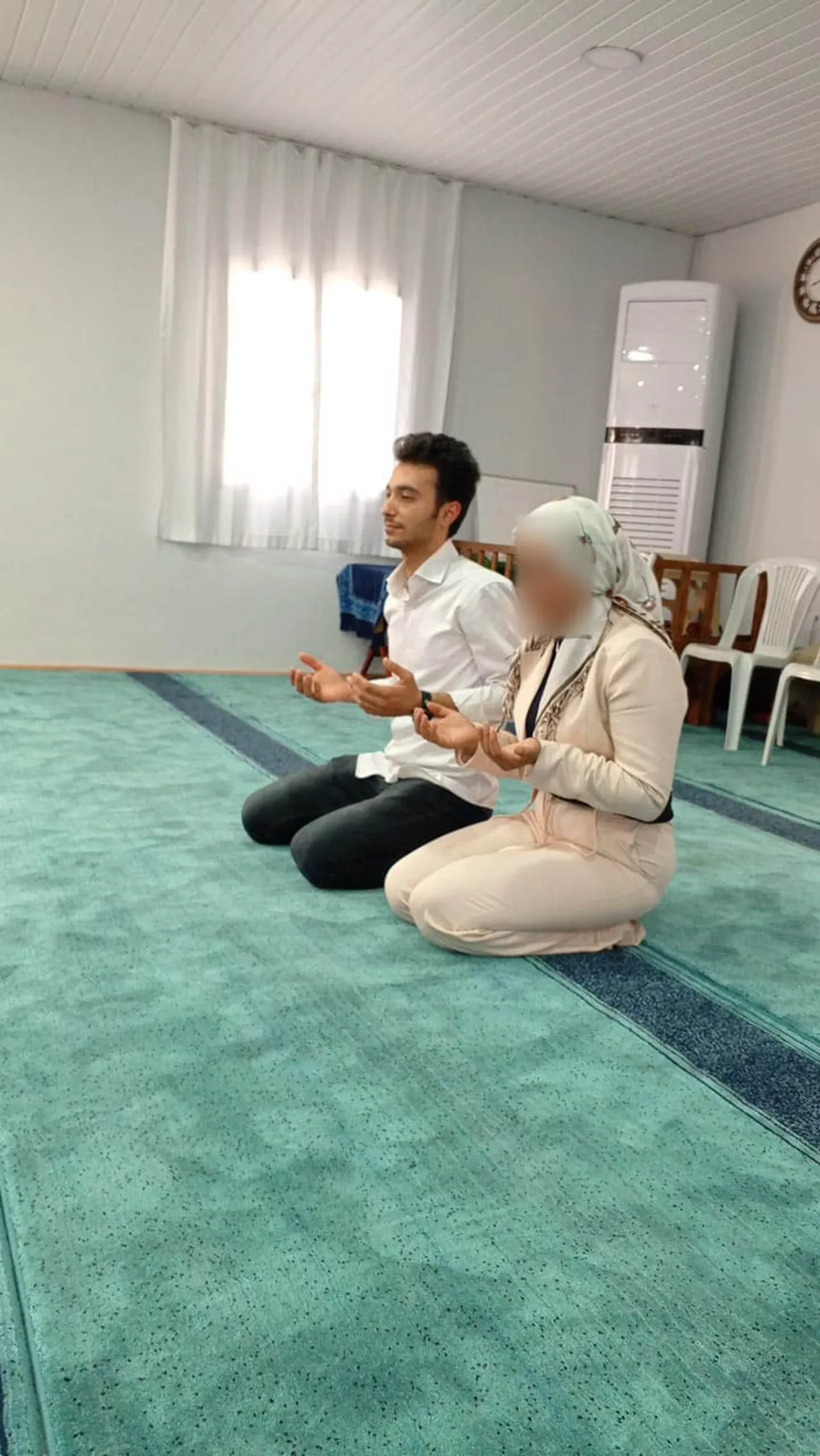Muhittin Çiçeklibağ ve S.B. dini nikah kıydı