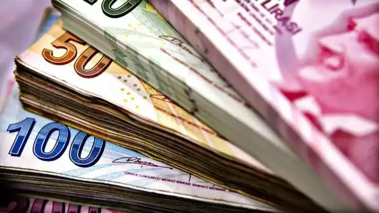 AK Partili eski vekilden asgari ücret kulisi! Rakam aralığını açıkladı, Cumhurbaşkanı Erdoğan detayı dikkat çekti