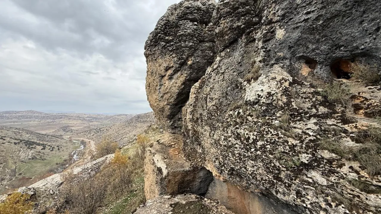 Binlerce yılın ardından oluşuyor! Çevrede bilinen başka örneği yok, Diyarbakır'da görüntülendi