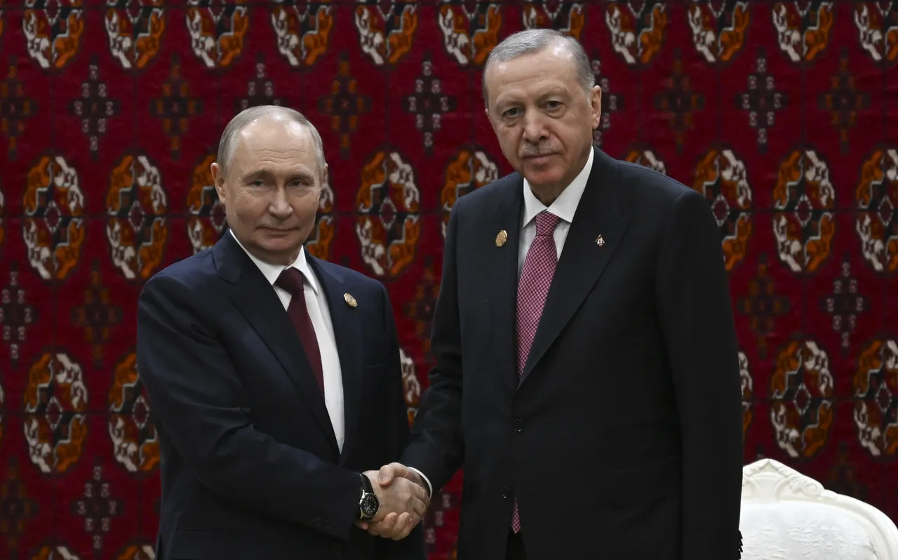 Cumhurbaşkanı Erdoğan'dan 'nüfus' açıklaması: Putin de artık en az 3 çocuk diyor