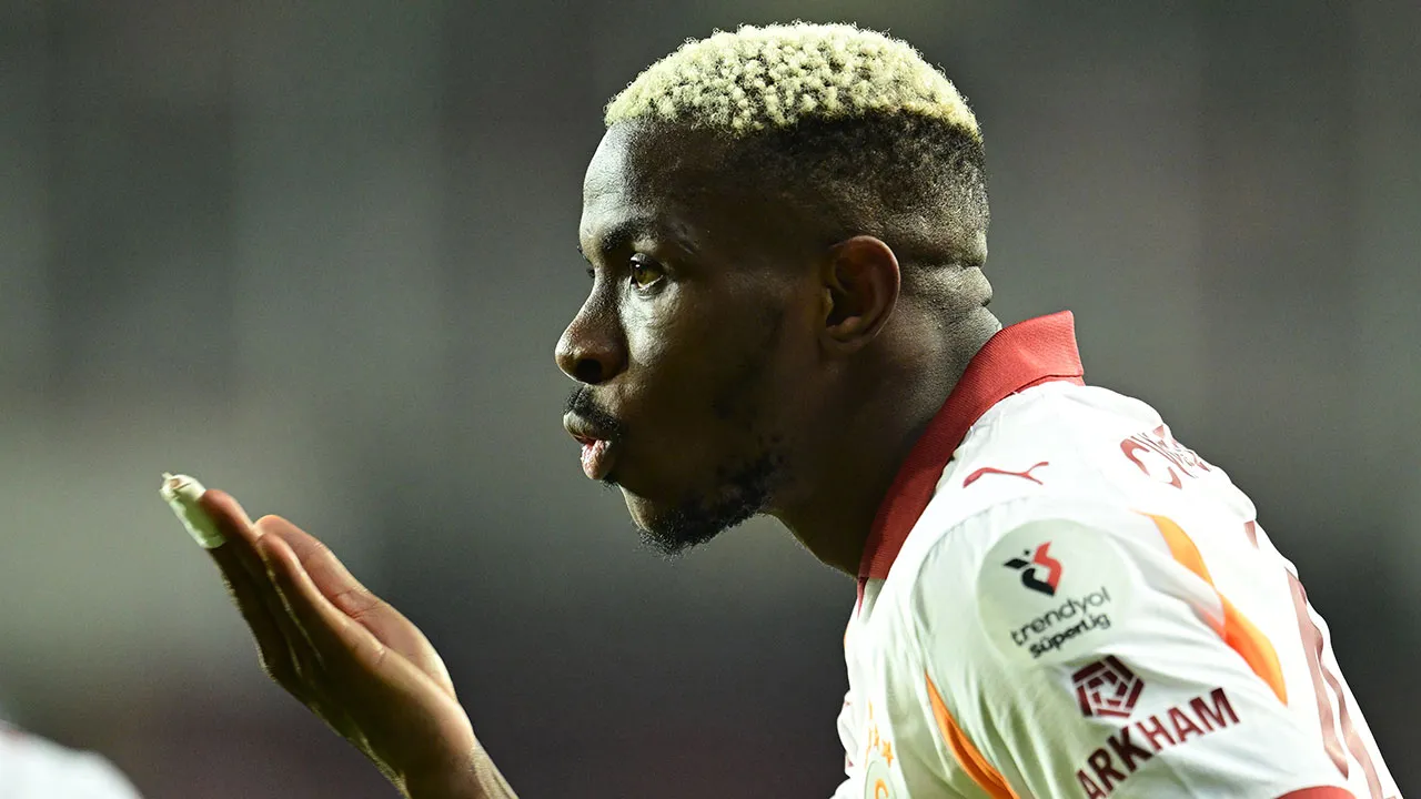 Galatasaray'da Victor Osimhen şoku! Yıldız isimden kötü haber