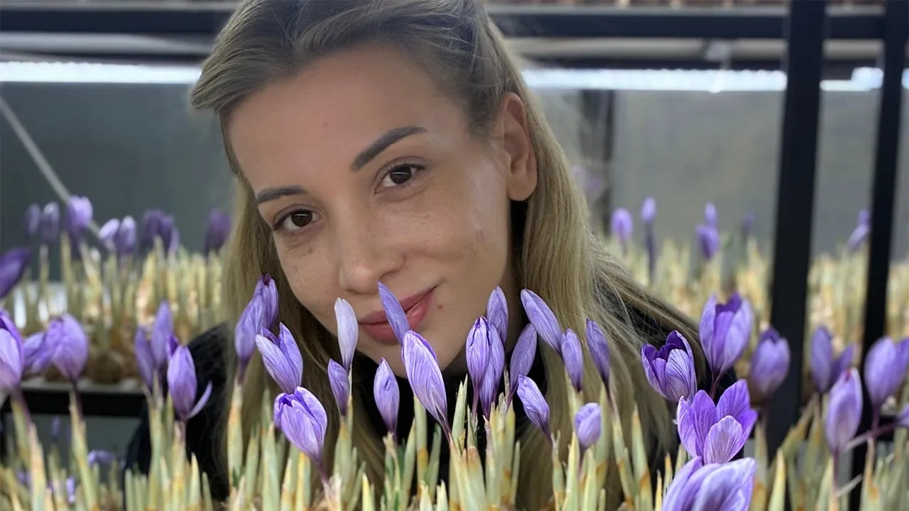 Mali müşavirliği bırakıp bu işe girdi! 50 metrekare odada üretiyor, kilosunu 600 liradan satıyor