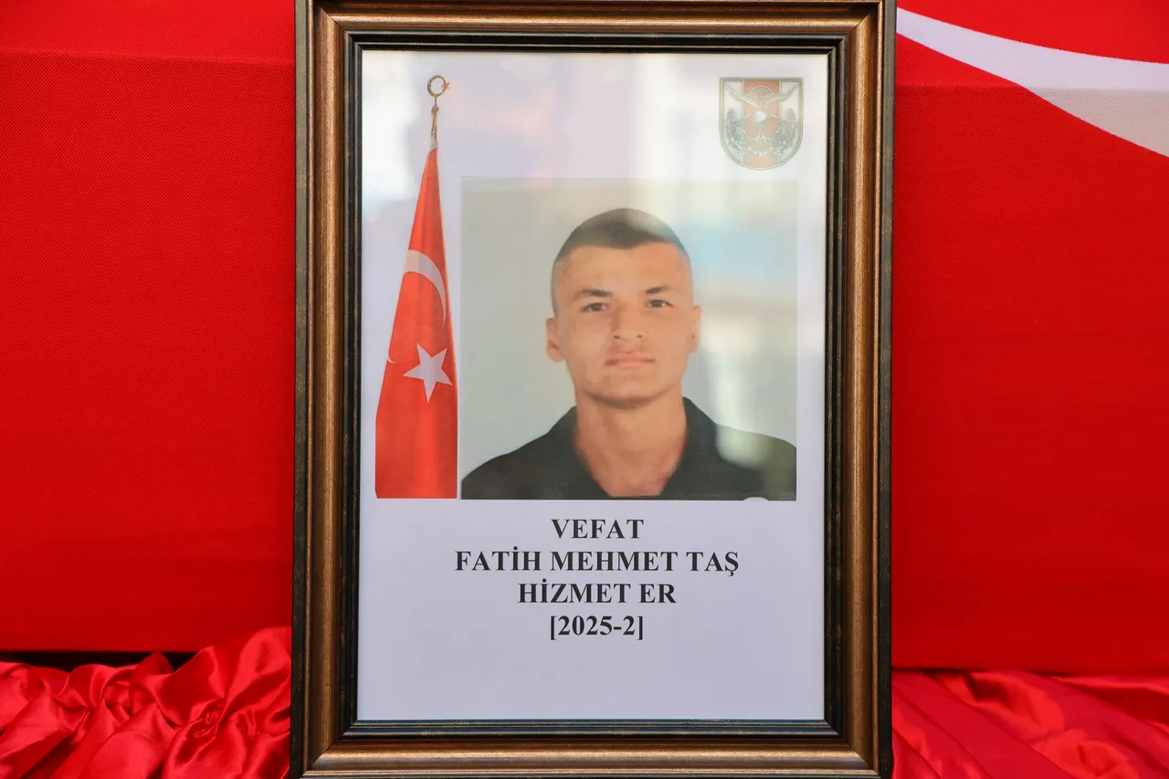 Terhis olduktan 5 gün sonra can verdi! Türk bayrağı altında son veda