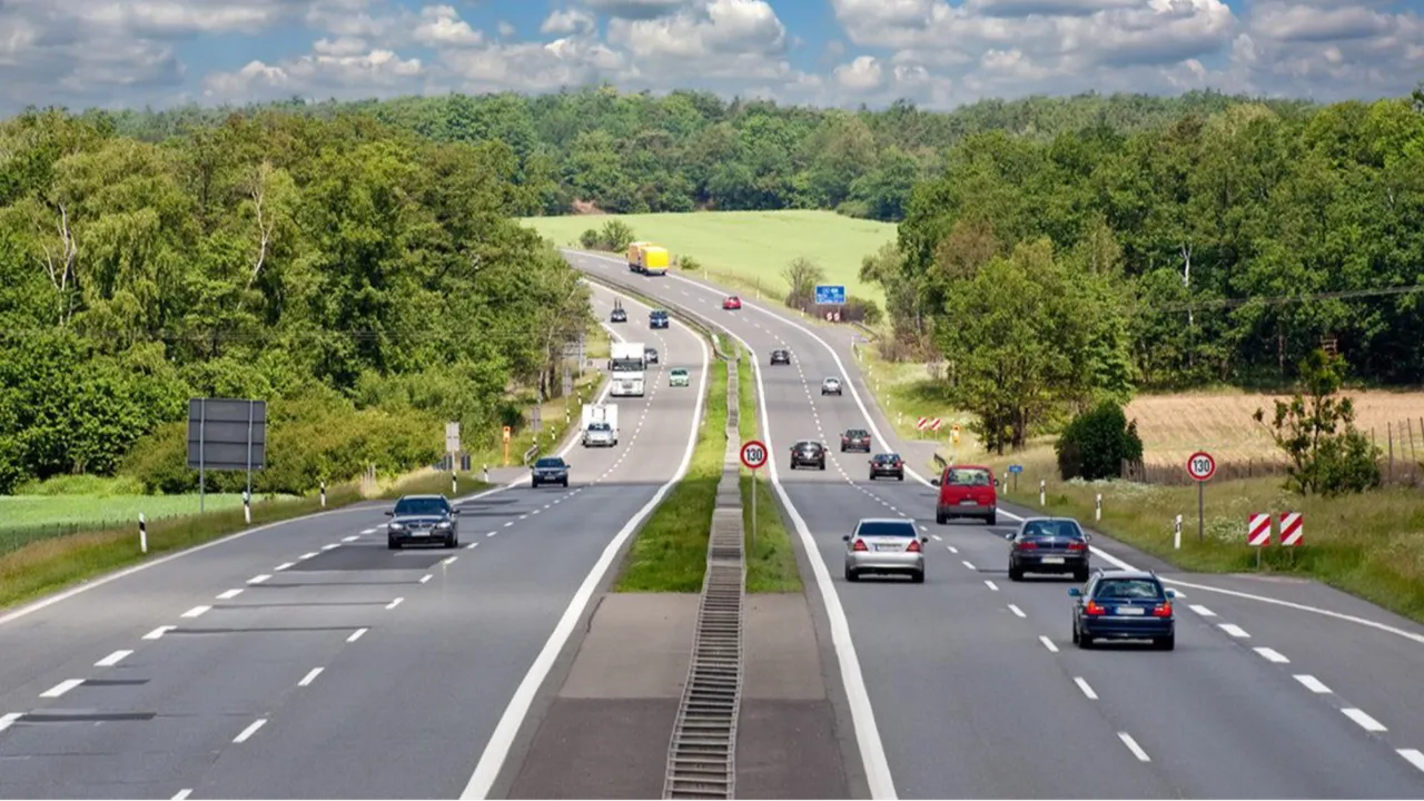 Ülkelerin dumura uğratan birbirinden garip 15 yasağı! Bunları yapan ceza yiyor