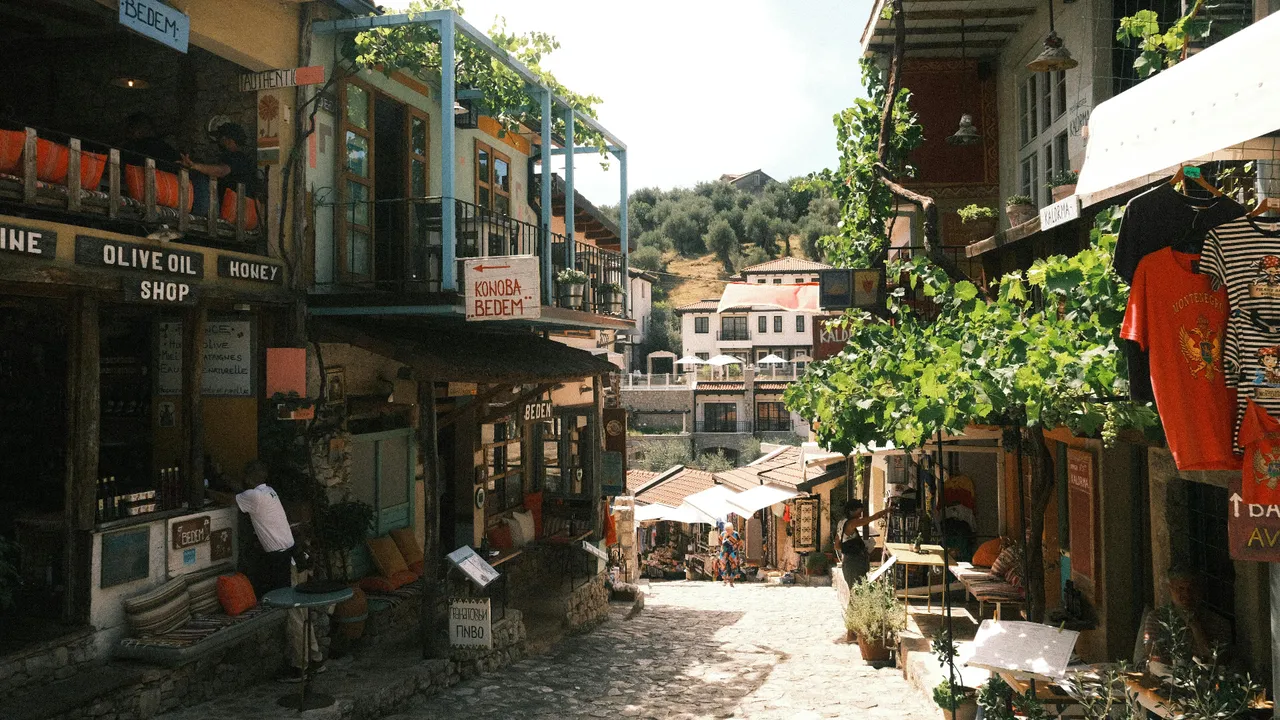 Abu Dhabi’den Japonya’ya: 2026’nın en iyi seyahat rotaları açıklandı!