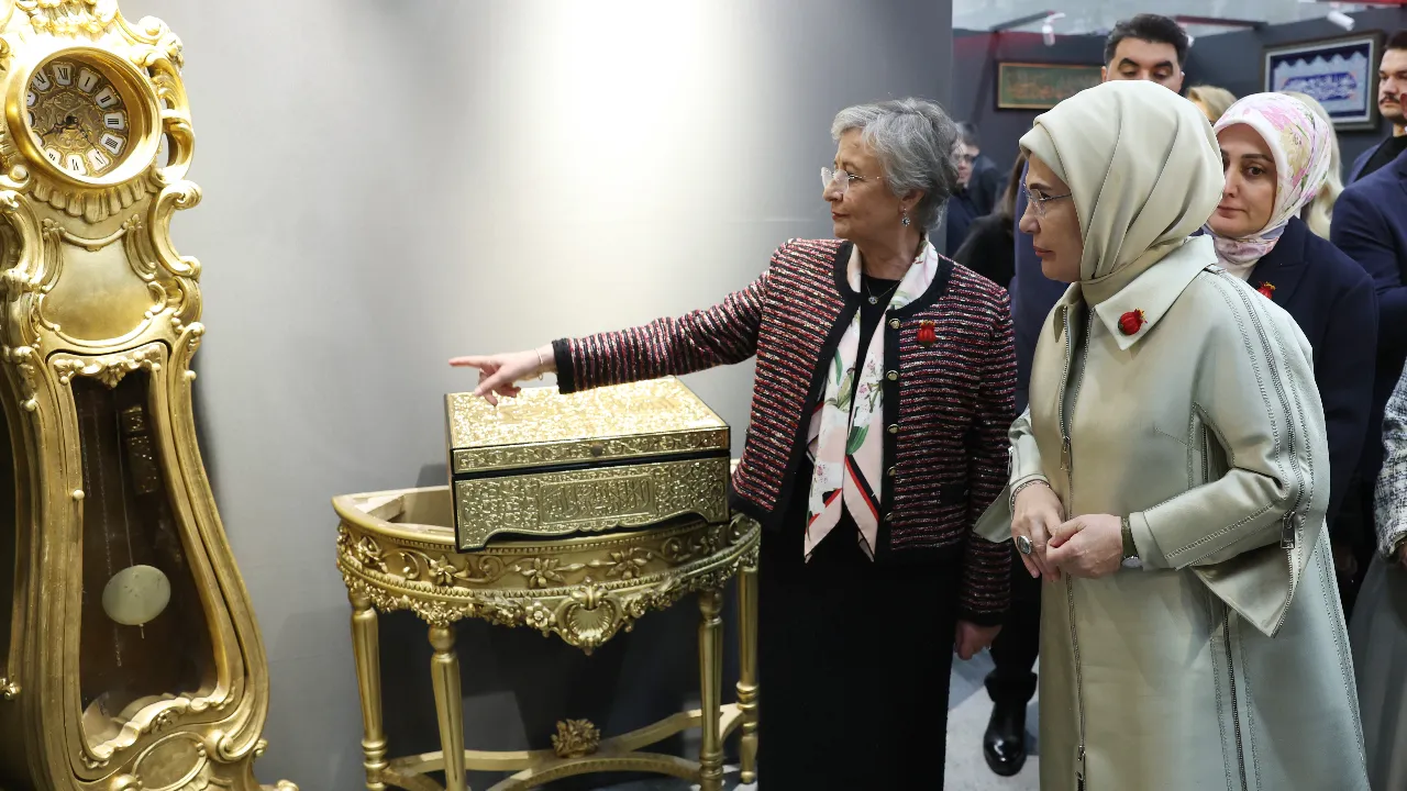 Her şey ihtiyaç sahipleri için! Emine Erdoğan 'dönüşüm pazarı'nın açılışını yaptı