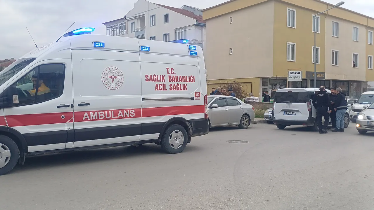 Şakalaşma az kalsın canına mal oluyordu! Parkta korku dolu anlar