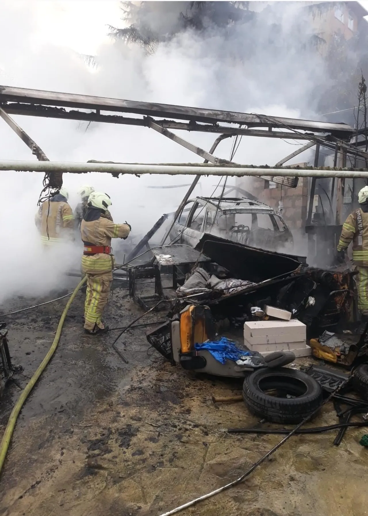 Tamirhane kullanılamaz hale gedl