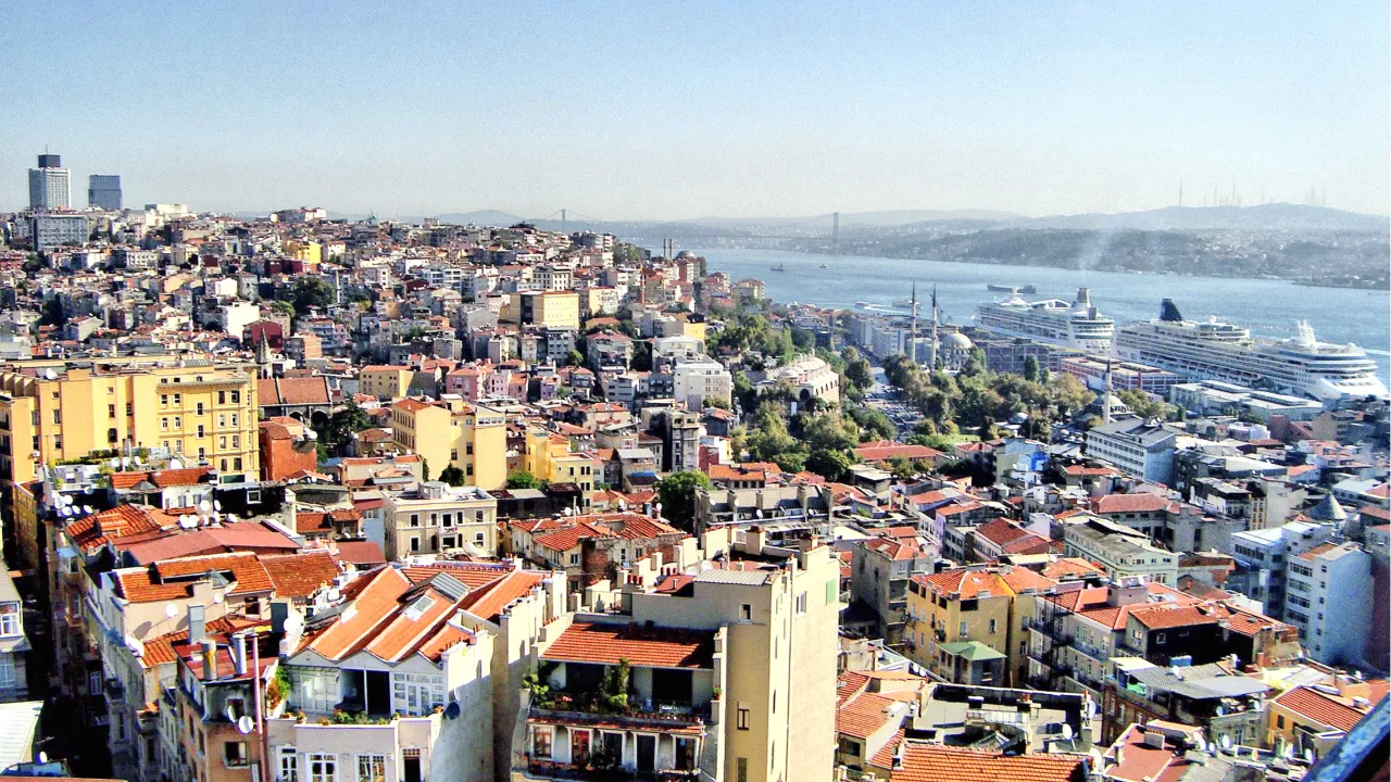 Virane evlere fahiş kira! 