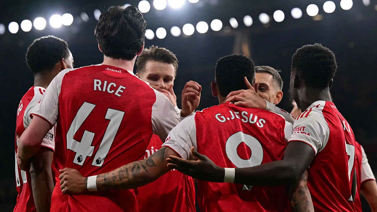 Wolves kaleleri şaşırdı, Arsenal 90+4'te hayata döndü