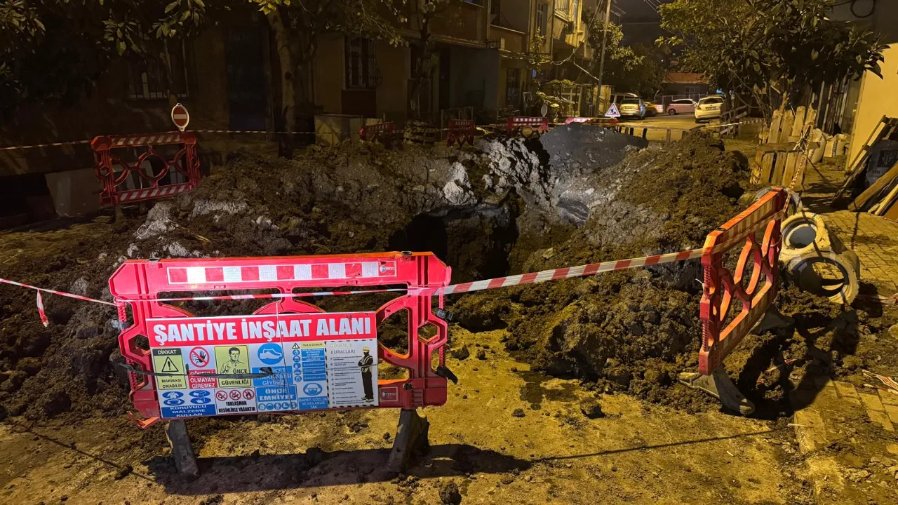 Avcılar’da İSKİ çalışmasında göçük: Bir işçi yaralandı