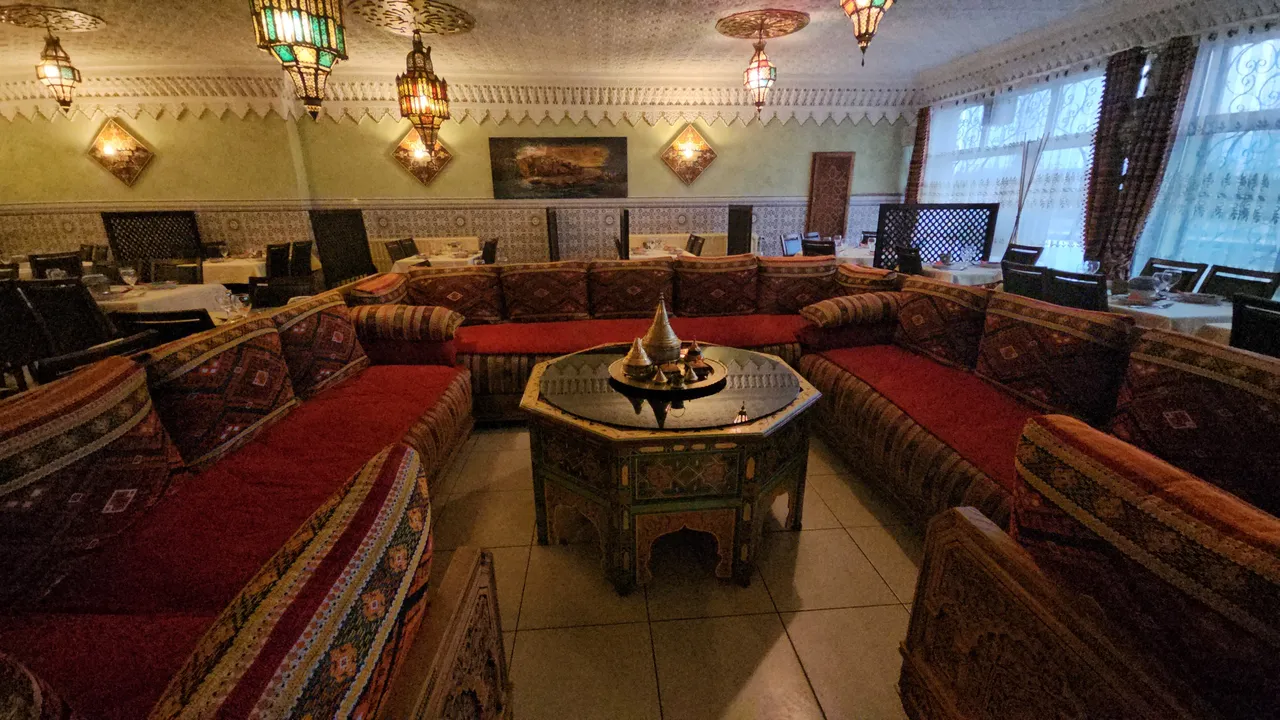 Belçika'da ırkçı saldırı: İslam karşıtları içki servis etmeyen restoranı hedef aldı