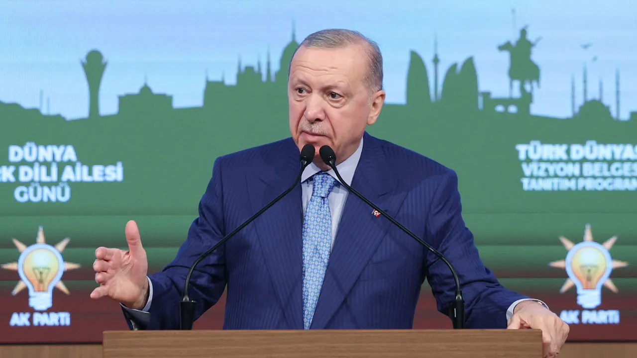 Cumhurbaşkanı Erdoğan'dan Özgür Özel'e sert tepki: İftiraları apaçık bir provokasyondur