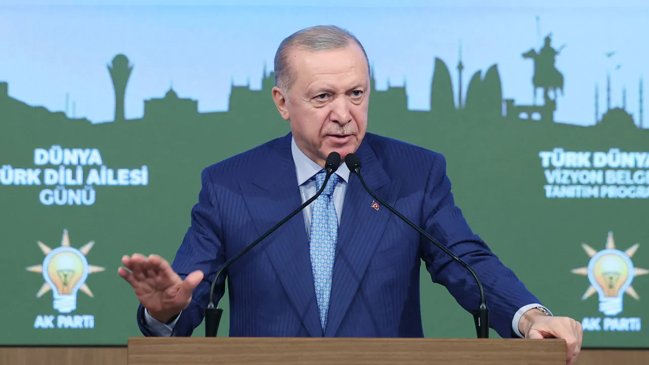 Cumhurbaşkanı Erdoğan'dan Özgür Özel'e sert tepki: İftiraları apaçık bir provokasyondur