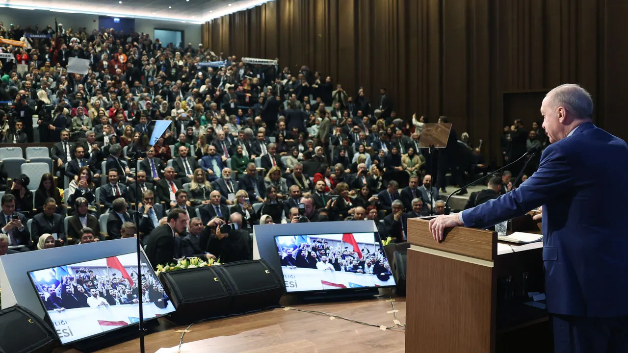 Cumhurbaşkanı Erdoğan'dan Özgür Özel'e sert tepki: İftiraları apaçık bir provokasyondur