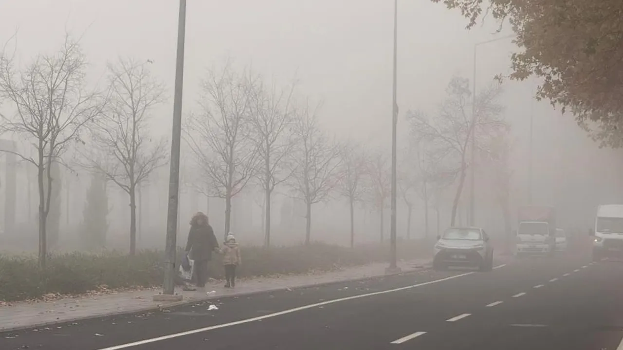 Diyarbakır'da göz gözü görmüyor! Ekipler sürücüleri uyardı