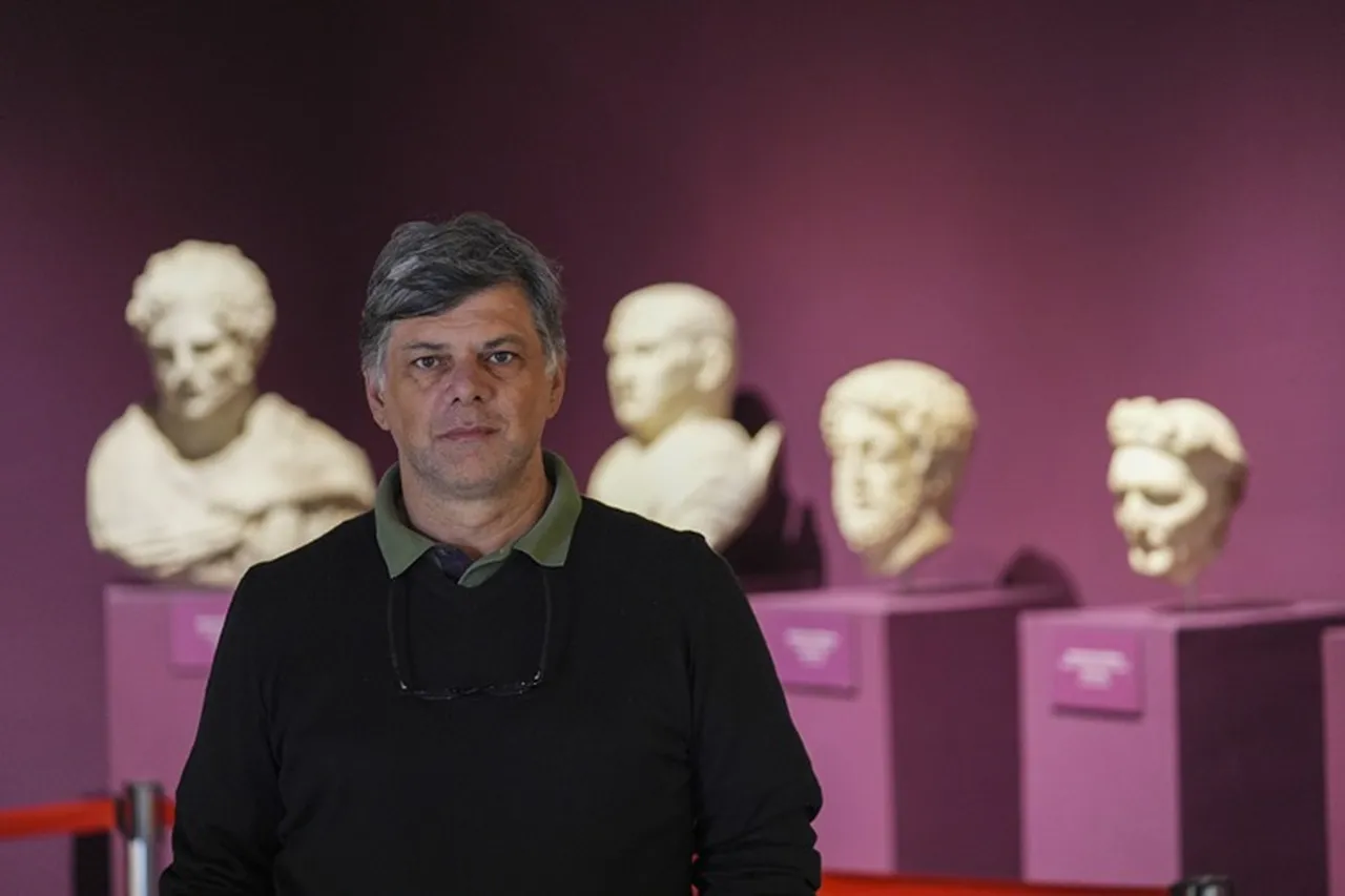 Proje Koordinatörü Prof. Dr. Serdar Aybek