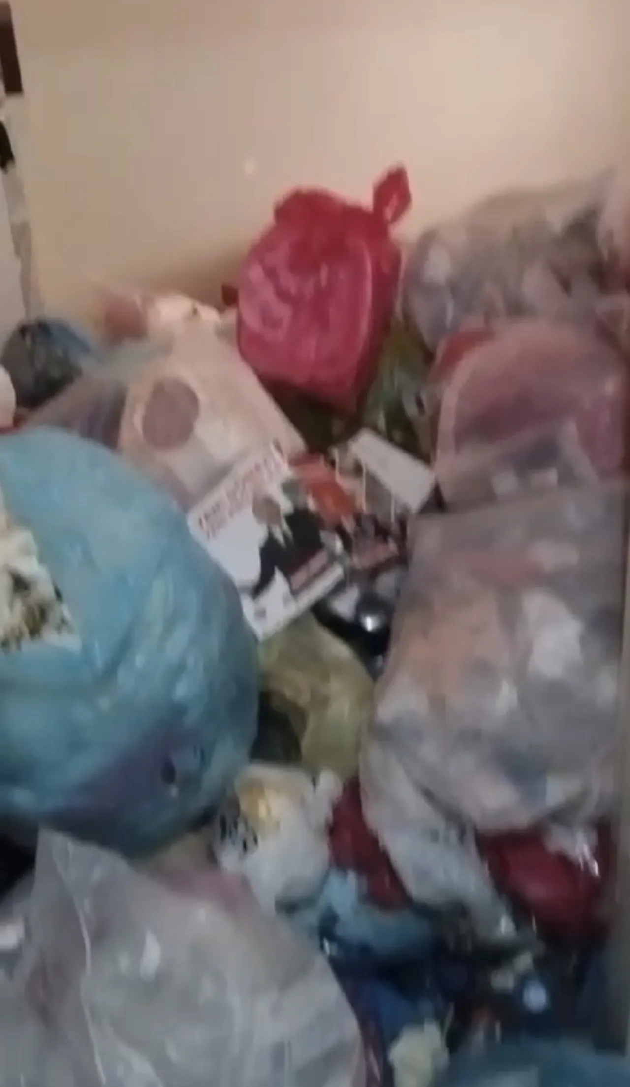 Kiraya verdiği evinin son halini görünce donakaldı