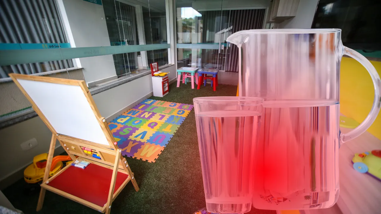 New York'ta kreşte skandal! Çocuklara su yerine çamaşır suyu içirdiler