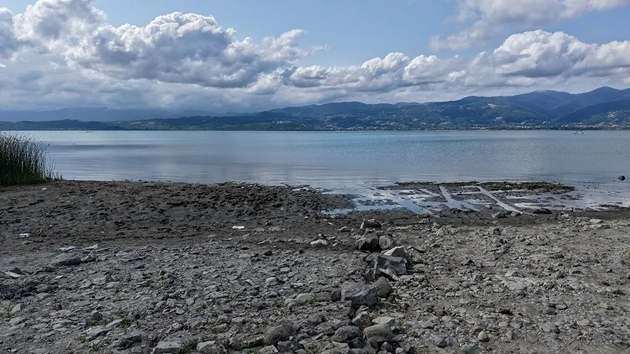 Sapanca Gölü’nde alarm üstüne alarm! Son 65 yılın en kurak dönemi, susuzluk kapıda