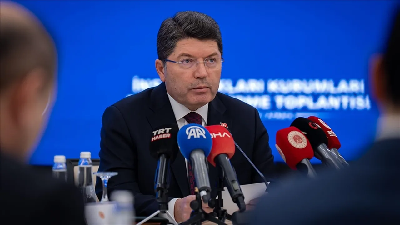 Adalet Bakanı Yılmaz Tunç