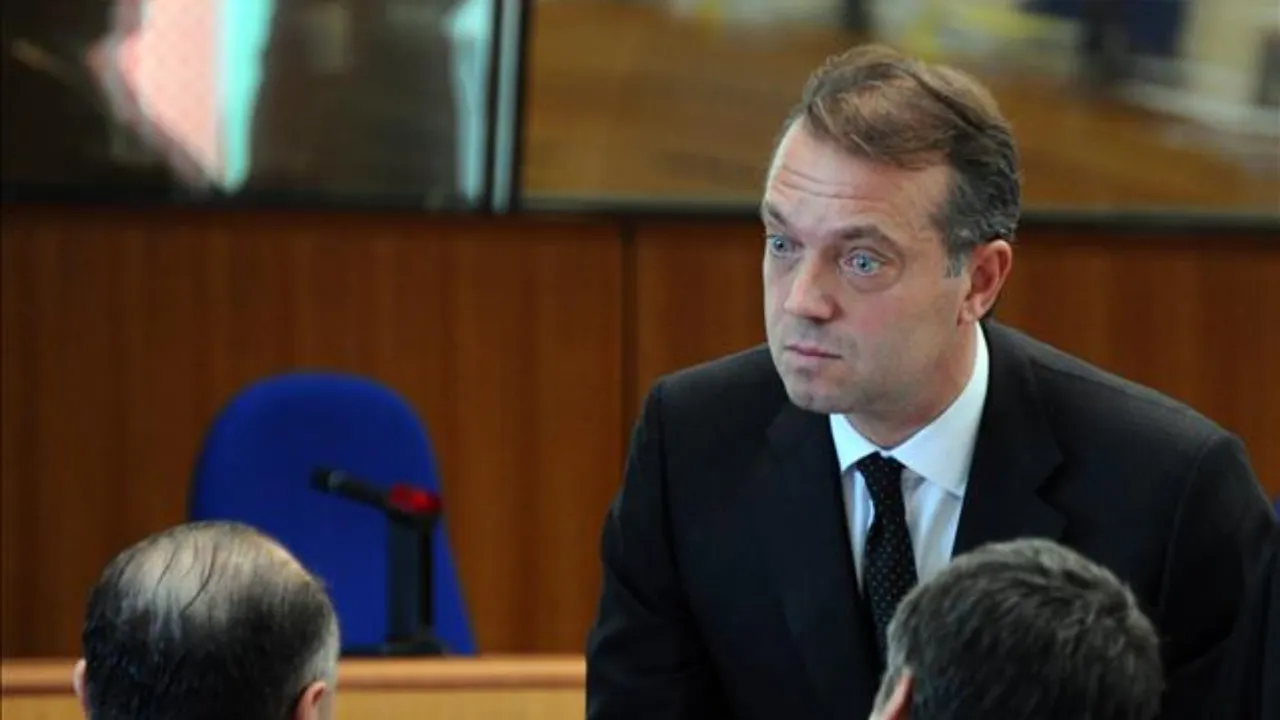 Vergi Yüzsüzleri 2025  listesinde başı çeken isimler! 4 milyar TL vergi borcu olan var 