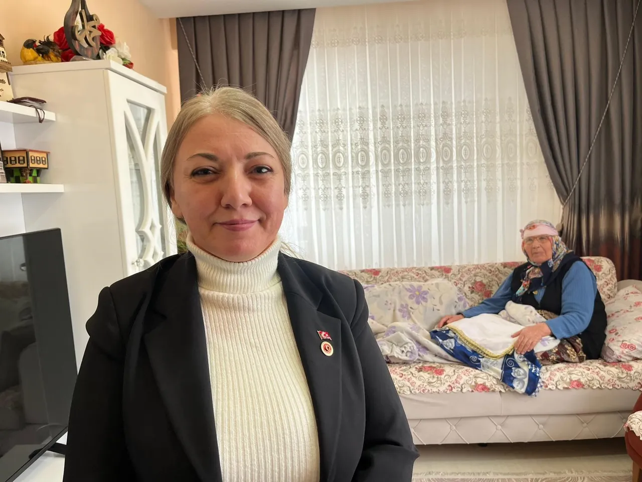 Ablasından 19 yaş büyük! Eskişehirde oturan Havva Koltuk’un hikayesini duyan inanamıyor