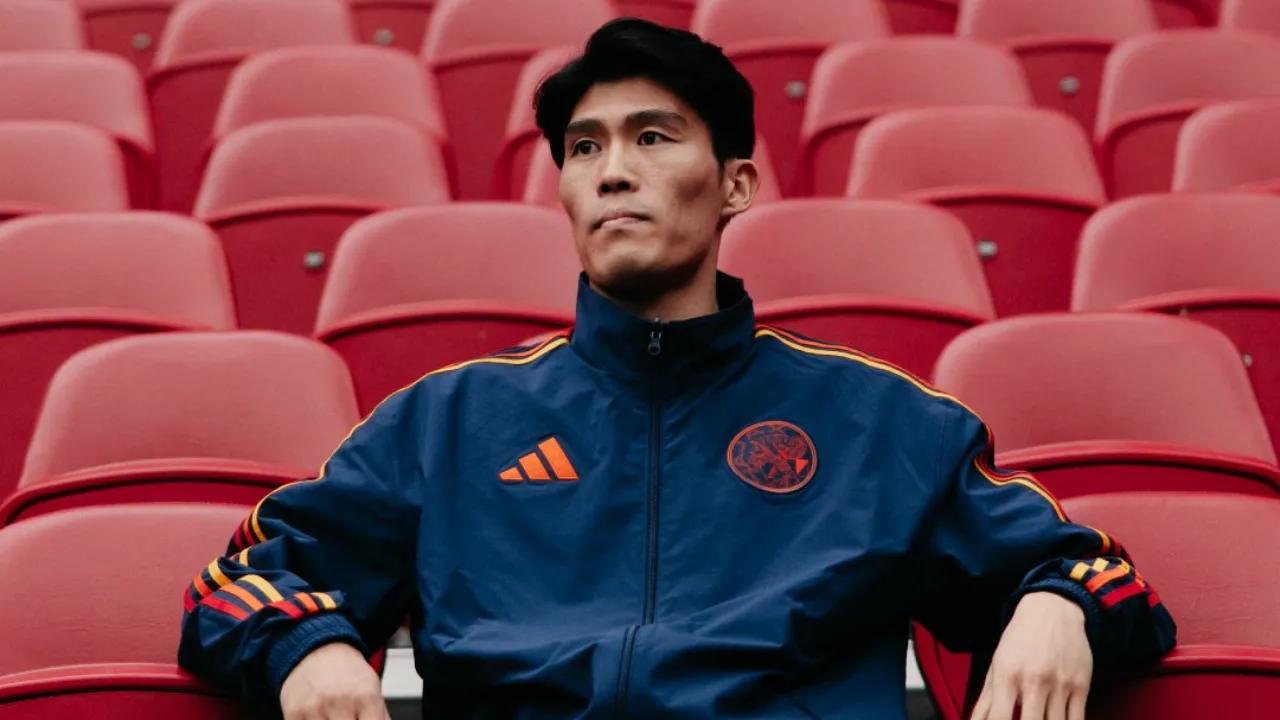 Ajax’tan savunmaya takviye: Takehiro Tomiyasu resmen açıklandı